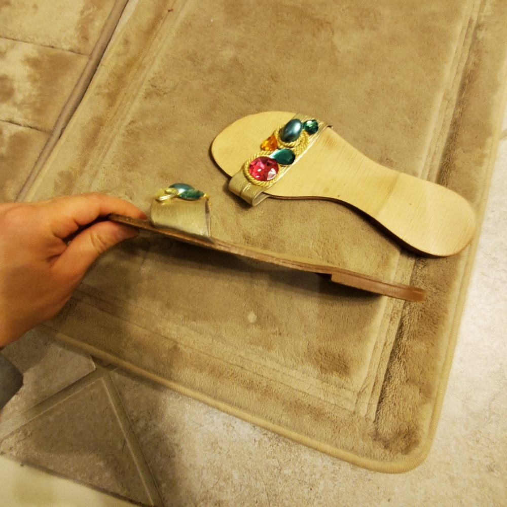 shoes - Picture 3 of 15